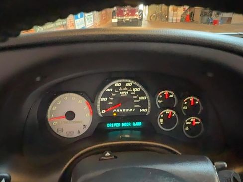 Used 2008 Chevrolet TrailBlazer SS w/ Sun And Sound Package AWD/4WD image 18