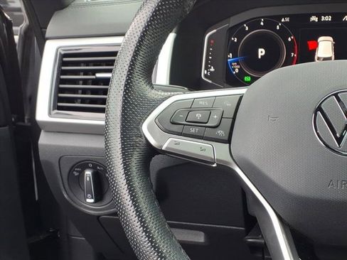 Used 2022 Volkswagen Atlas Cross Sport SEL Premium R-Line image 18