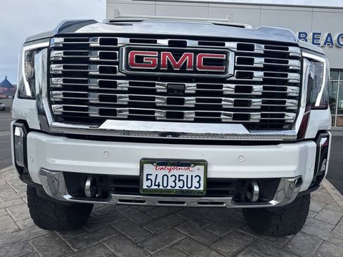 Used 2024 GMC Sierra 2500 Denali w/ Denali Reserve Package image 39