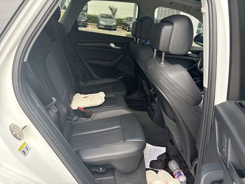 Used 2019 Audi Q5 Prestige w/ Prestige Package AWD/4WD image 4