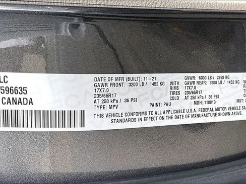 Used 2021 Chrysler Pacifica Touring-L image 32