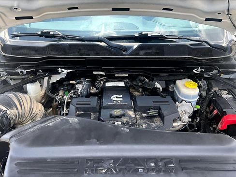 Used 2023 RAM 2500 Laramie AWD/4WD image 32