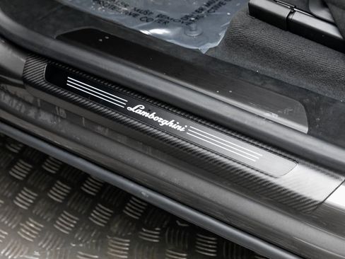 Used 2023 Lamborghini Urus Performante image 27