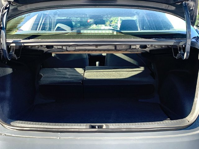Used 2026 Toyota Corolla LE FWD image 39