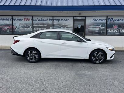New 2025 Hyundai Elantra SEL