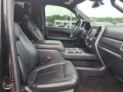Used 2020 Ford Expedition XLT w/ Equipment Group 202A RWD image 16