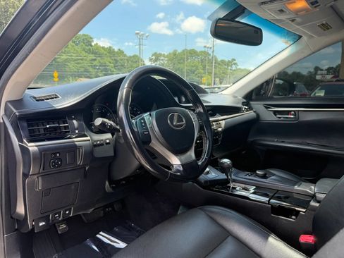 Used 2015 Lexus ES 350 FWD image 15