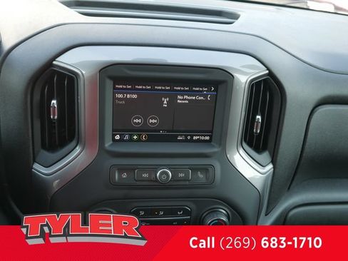 Used 2021 Chevrolet Silverado 1500 Custom AWD/4WD image 41