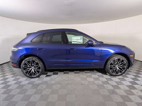 New 2026 Porsche Macan AWD/4WD image 8