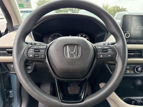 Used 2025 Honda HR-V LX image 25