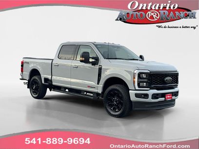 New 2026 Ford F350 Lariat w/ Black Appearance Package