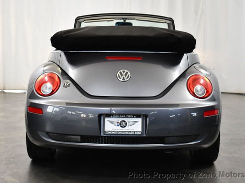 Used 2006 Volkswagen Beetle Convertible w/ Package 2 FWD image 15