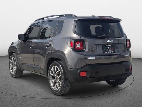 Used 2016 Jeep Renegade Latitude FWD image 5