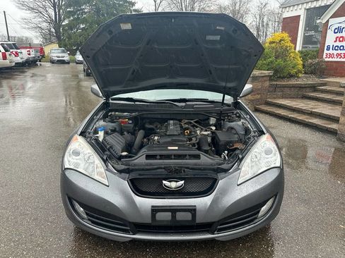 Used 2010 Hyundai Genesis 2.0T image 12