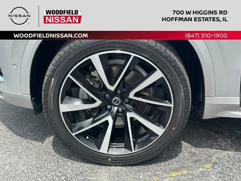 Used 2023 Volvo XC90 B5 Plus w/ Protection Package Premier AWD/4WD image 11