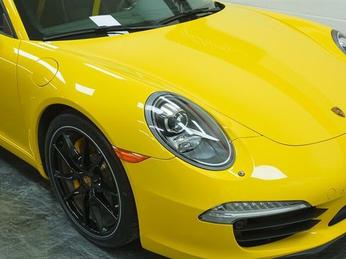 Used 2012 Porsche 911 Carrera S w/ Burmester Audio Pkg RWD image 39