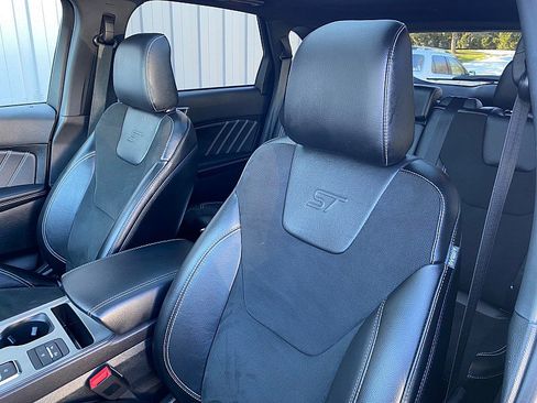 Certified 2022 Ford Edge ST w/ Equipment Group 401A image 21