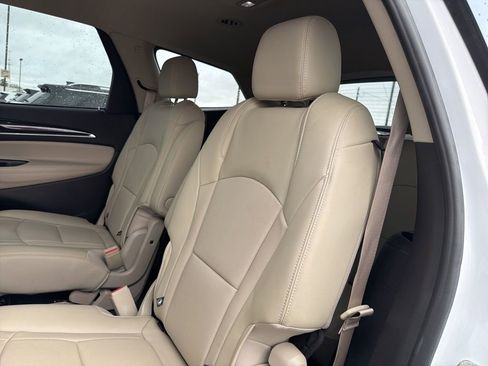 Used 2020 Buick Enclave Essence w/ Sound and Sites Package image 14