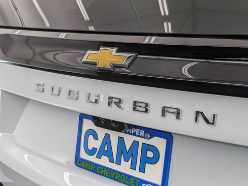 New 2026 Chevrolet Suburban High Country image 13