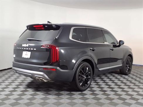 Used 2022 Kia Telluride SX w/ SX Prestige Package image 34