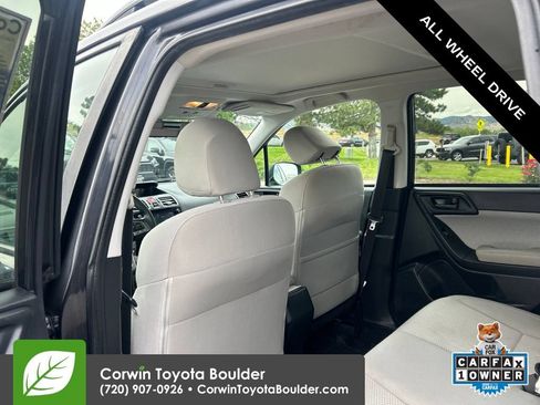 Used 2018 Subaru Forester 2.5i Premium AWD/4WD image 19