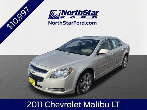 Used 2011 Chevrolet Malibu LT image 1