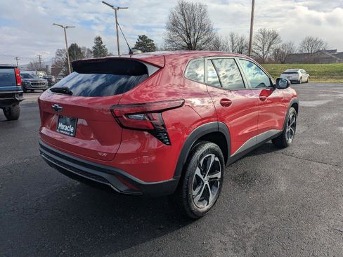 New 2026 Chevrolet Trax RS w/ Driver Confidence Package image 11