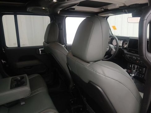 New 2026 Jeep Gladiator Mojave AWD/4WD image 23
