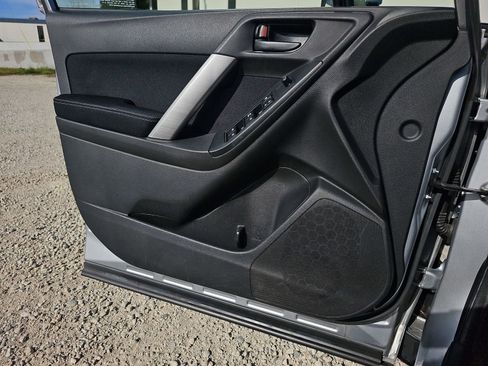 Used 2014 Subaru Forester 2.5i Premium w/ All-Weather Package image 26