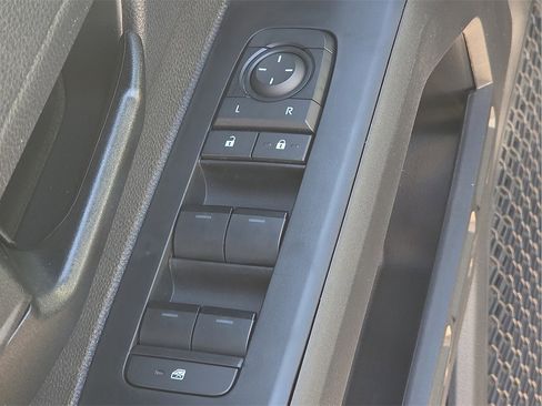 New 2026 Toyota Tacoma SR5 image 17