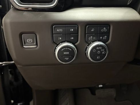 Used 2023 GMC Sierra 1500 Denali AWD/4WD image 19