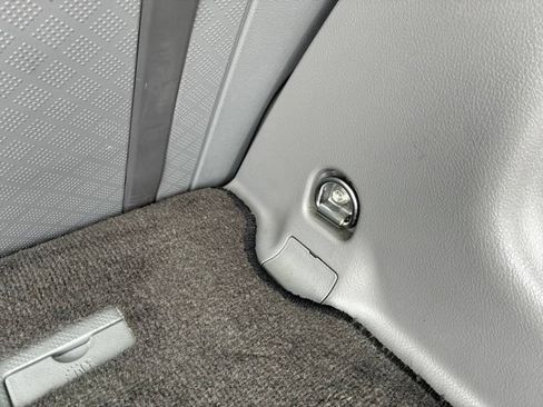 Used 2009 Toyota Matrix w/ PWR Pkg FWD image 33