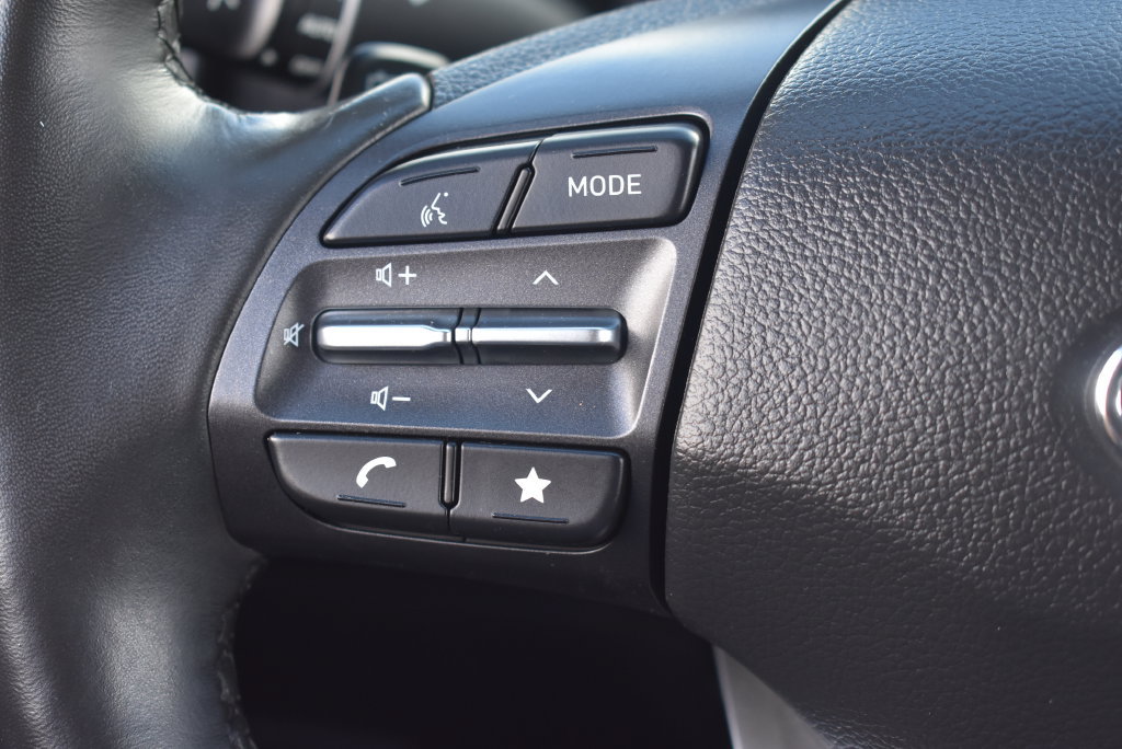 Certified 2023 Hyundai Kona Limited FWD image 25