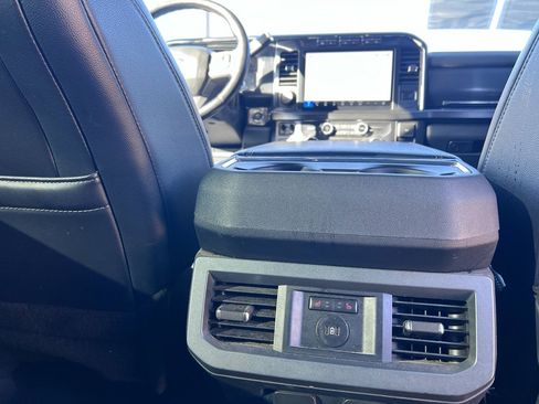 Used 2024 Ford F250 Lariat w/ Lariat Ultimate Package image 13