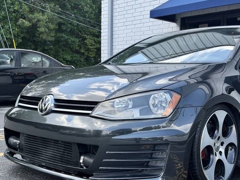 Used 2015 Volkswagen GTI SE FWD image 8