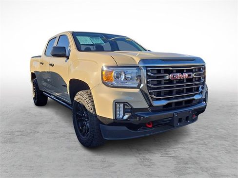 Used 2022 GMC Canyon AT4 image 3