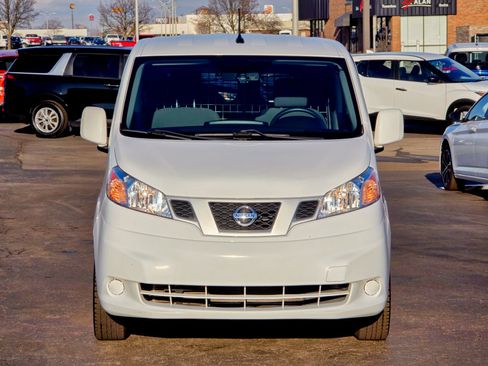 Used 2021 Nissan NV200 SV w/ Sliding Door Glass Package FWD image 4