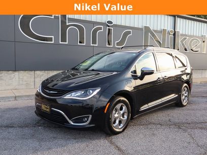 Used 2018 Chrysler Pacifica Limited