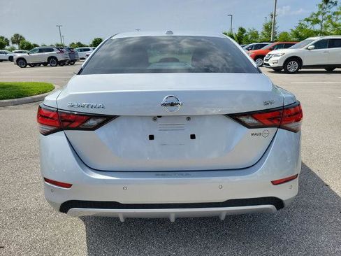 Certified 2021 Nissan Sentra SV FWD image 3