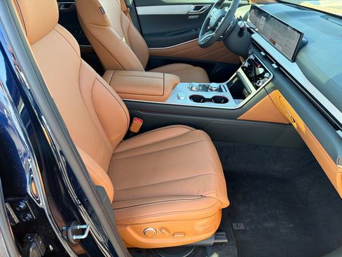 New 2026 Genesis GV80 2.5T Prestige image 13