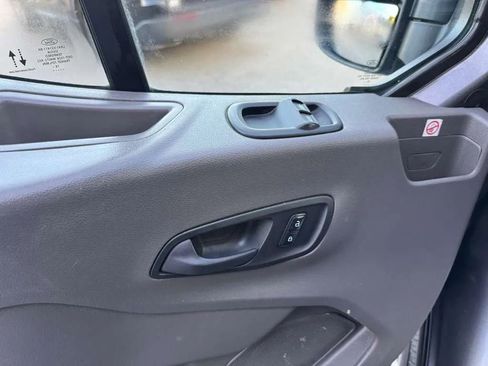 Used 2020 Ford Transit 250 Medium Roof AWD w/ Load Area Protection Package image 7