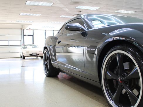 Used 2012 Chevrolet Camaro SS w/ RS Package image 10