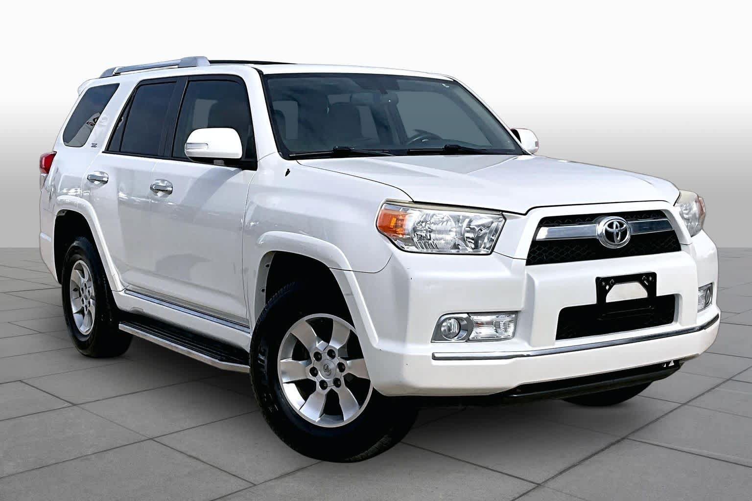 Used 2013 Toyota 4Runner SR5 w/ Premium Pkg RWD image 2