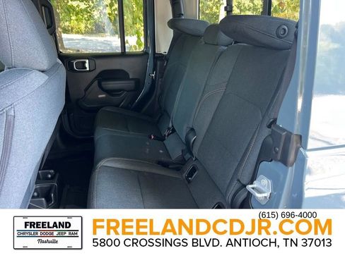 New 2025 Jeep Gladiator Sport image 20