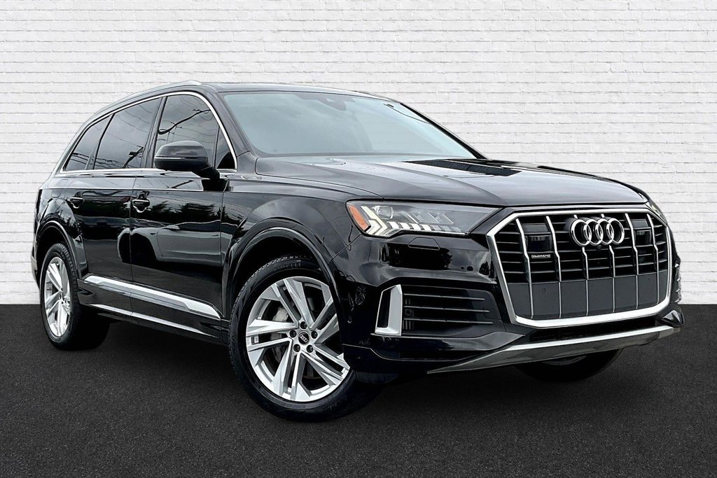 Used 2023 Audi Q7 3.0T Premium w/ Convenience Package AWD/4WD image 3