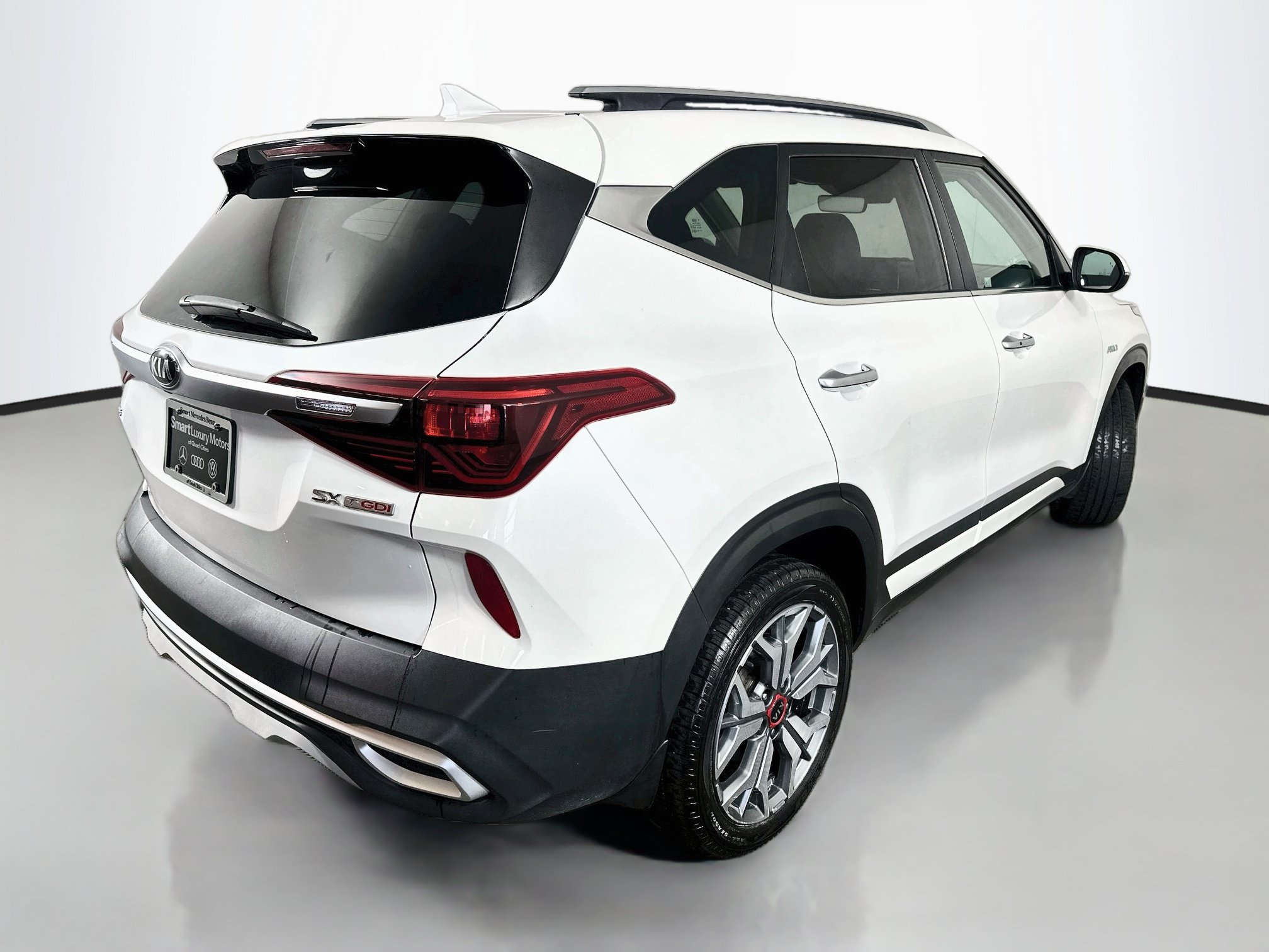 Used 2021 Kia Seltos SX w/ SX Sunroof Package AWD/4WD image 7