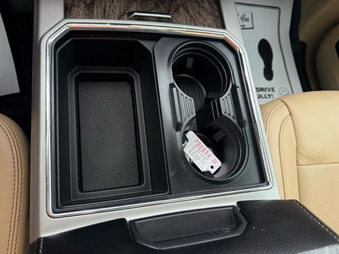 Used 2019 Ford F250 Lariat w/ Lariat Ultimate Package image 25