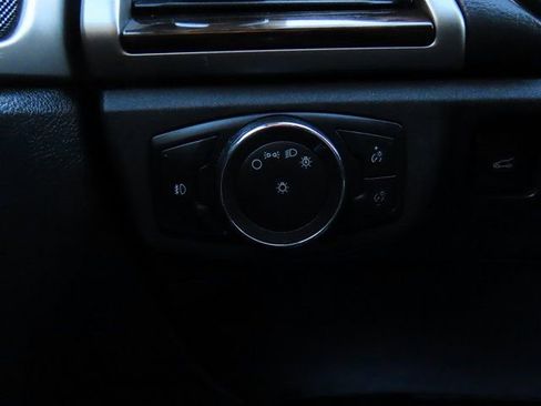 Used 2016 Ford Fusion SE w/ Equipment Group 202A image 35