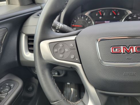 Used 2023 GMC Terrain SLT w/ Tech Package FWD image 20