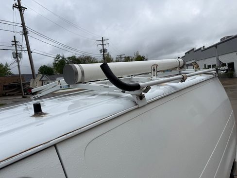 Used 2010 Ford E-250 and Econoline 250 RWD image 15